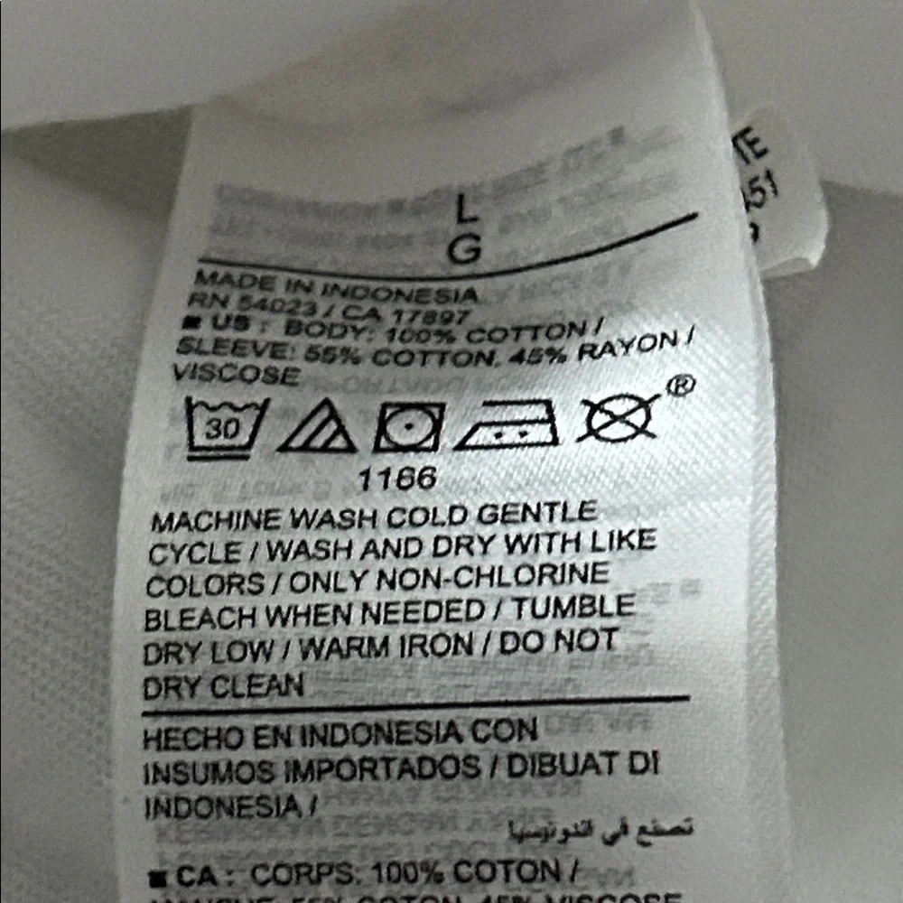 Old Navy Classic White Flutter Sleeve Top - Picture 6 of 9